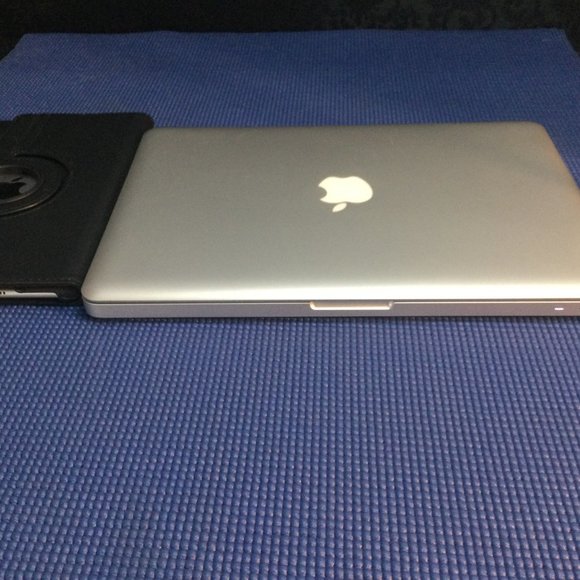 MacBook Pro 13" A1278 2012 2.5GHz Core i5 | 16 GB Ram/512B SSD | 64GB iPad Air 2 - Picture 13 of 15